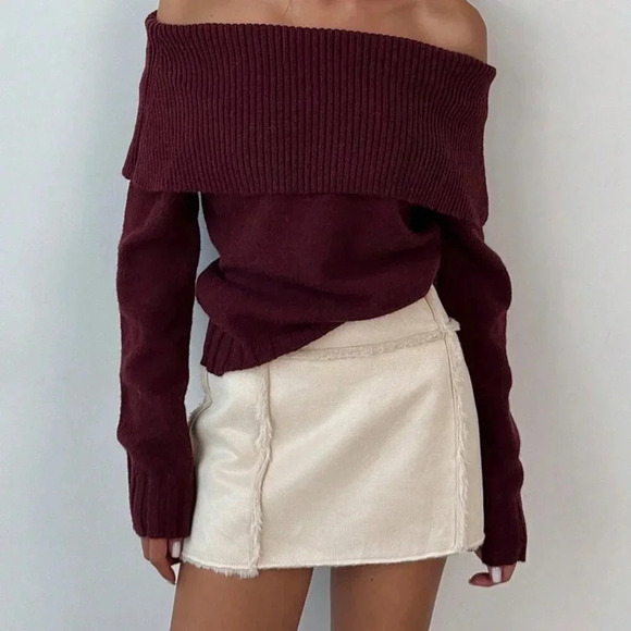 Burgundy Casual Women's Off-Shoulder Long-Sleeve Knitted Sweater - Picture 2 of 6
